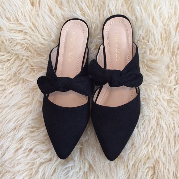 Chase + Chloe Shoes - Black flats brand new